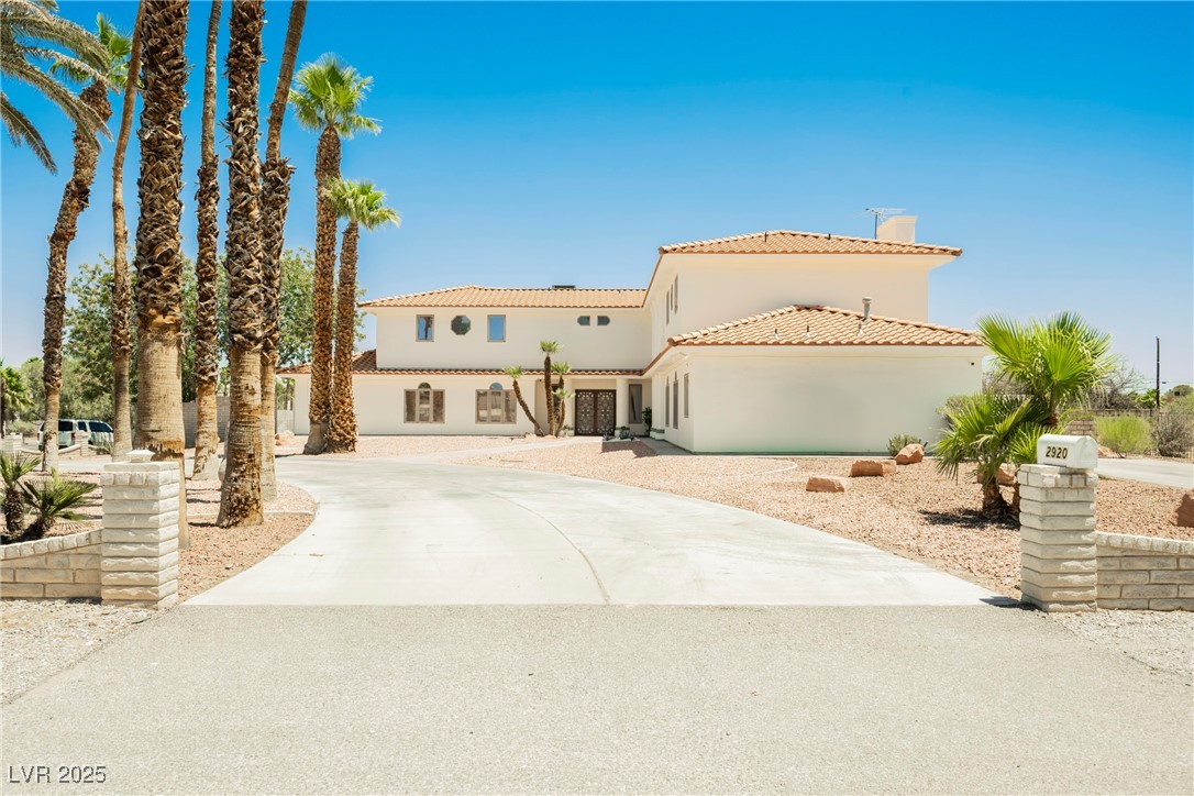 2920 El Camino Road Property Photo 1