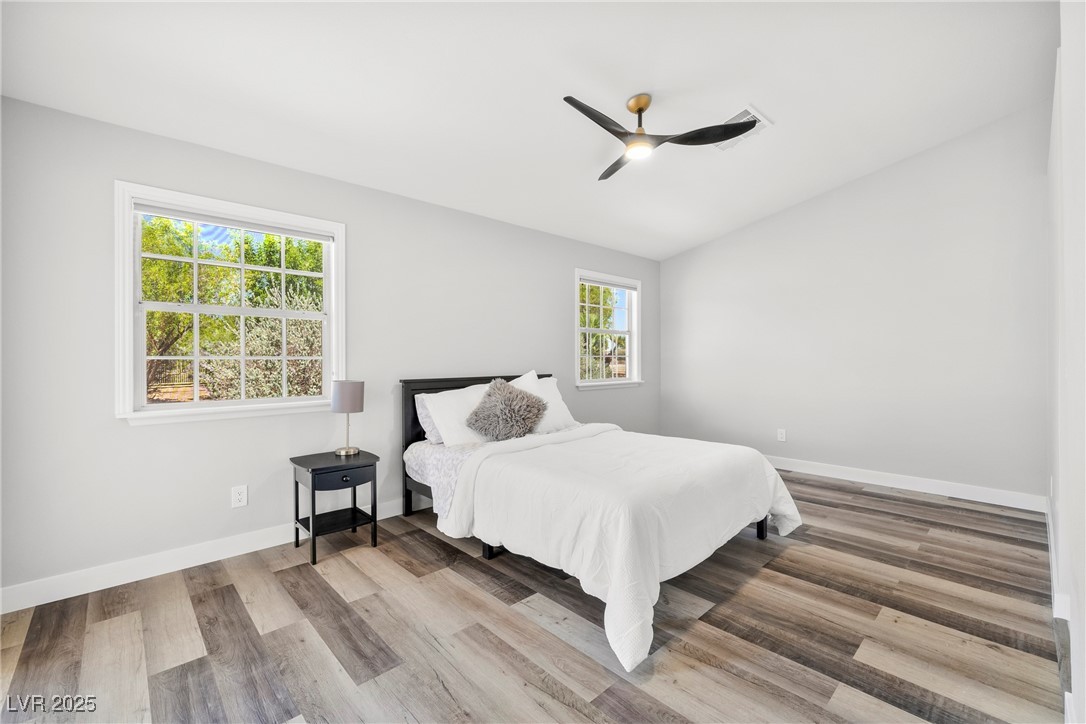 5000 Burr Oak Drive Property Photo 14