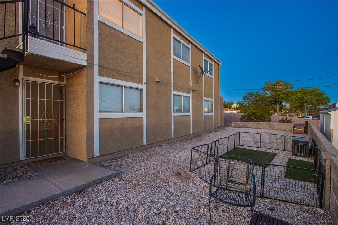 523 Fir Street Property Photo 3