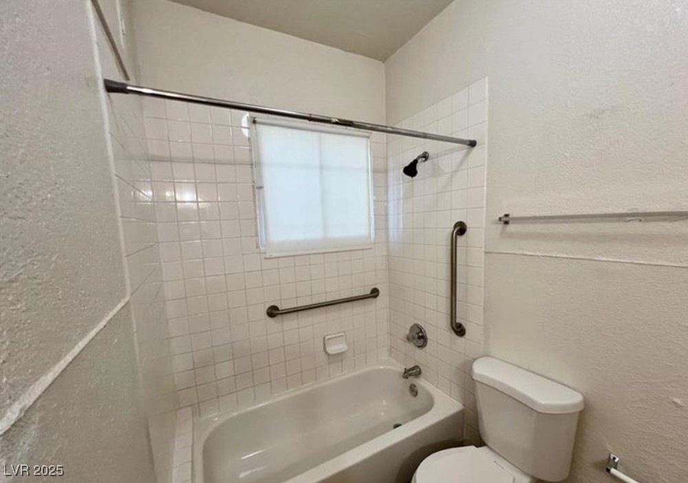 615 Harrison Avenue Property Photo 11