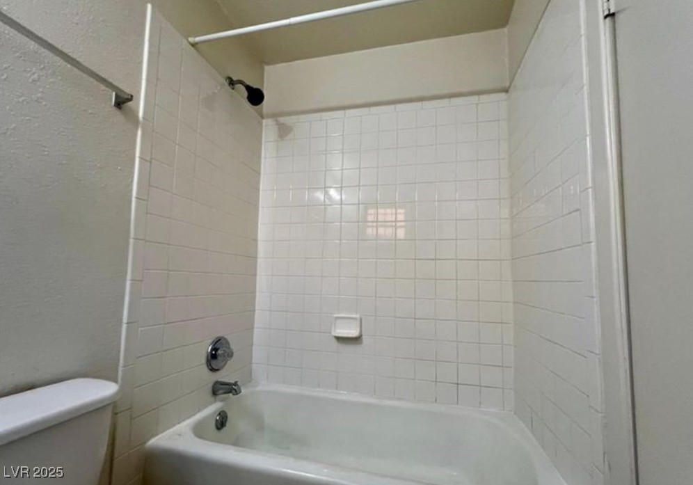 615 Harrison Avenue Property Photo 14