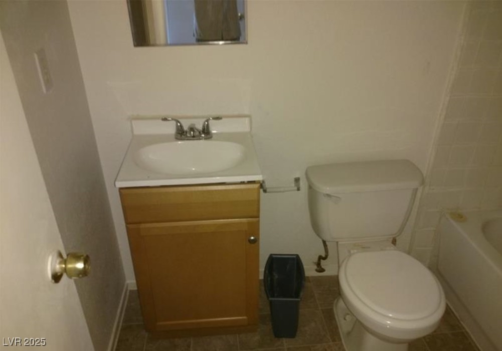 615 Harrison Avenue Property Photo 26