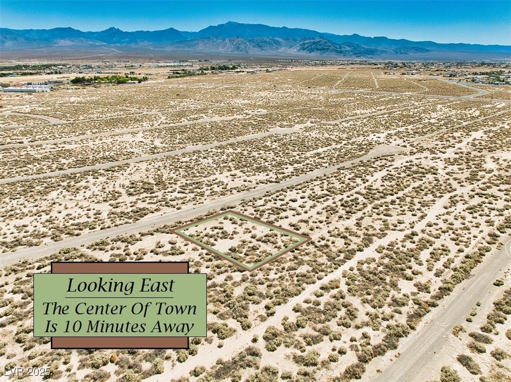 961 East Jacaranda Street Property Photo 8