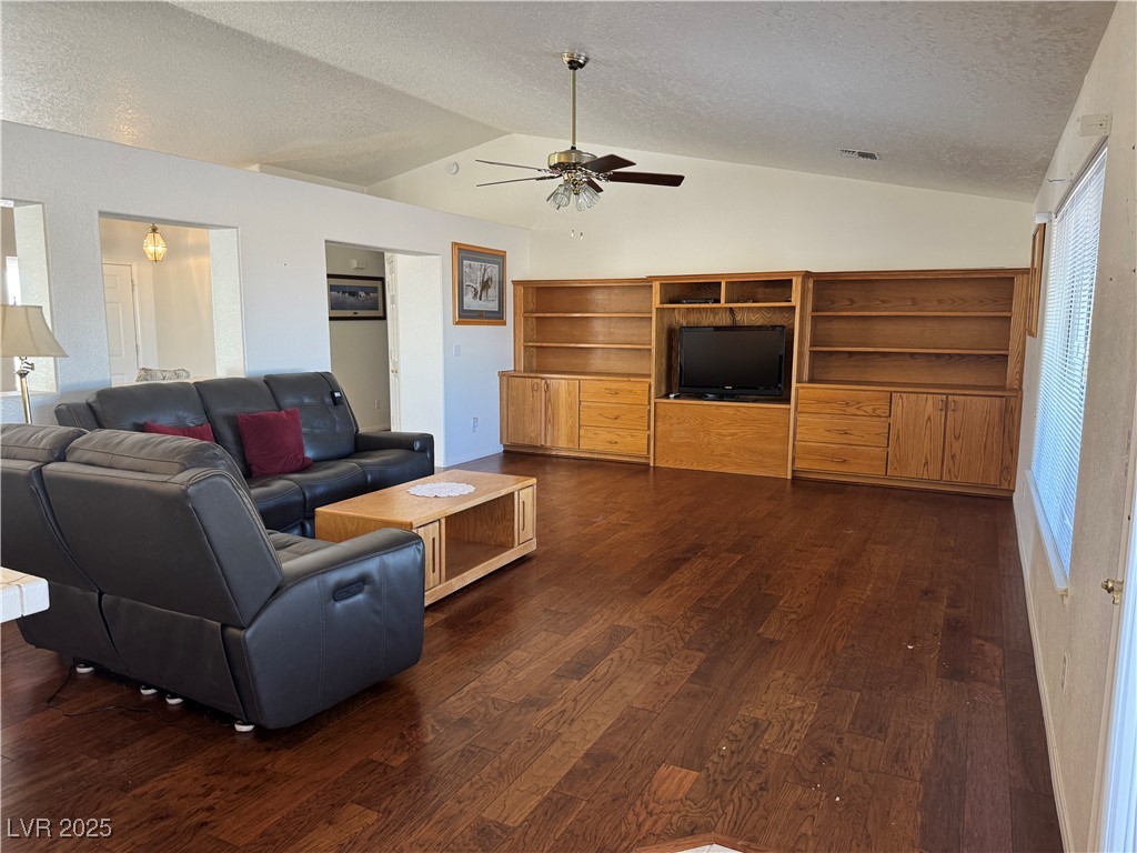 3720 South Newberry Avenue Property Photo 3