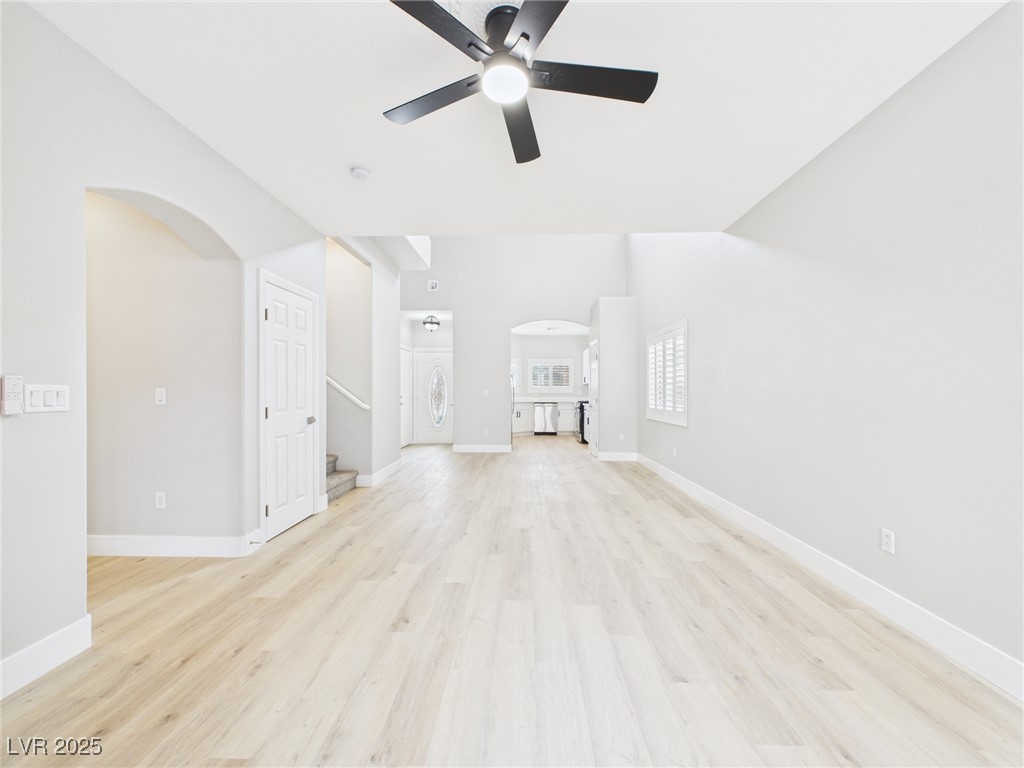 8922 Mossy Hollow Avenue Property Photo 10