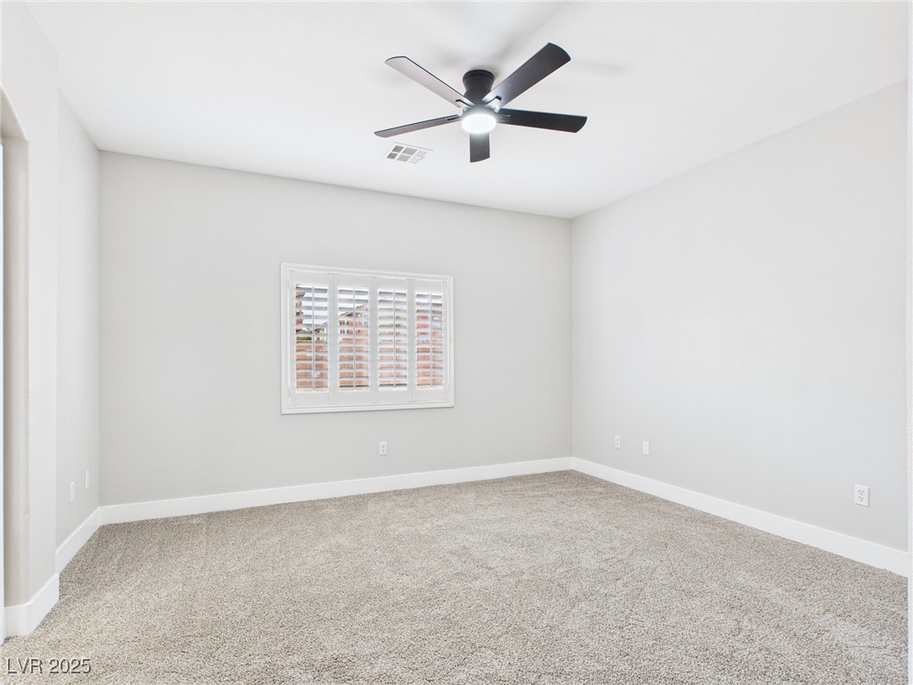 8922 Mossy Hollow Avenue Property Photo 16