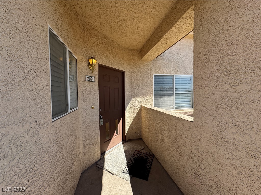 8501 West University Avenue 2074 Property Photo 1