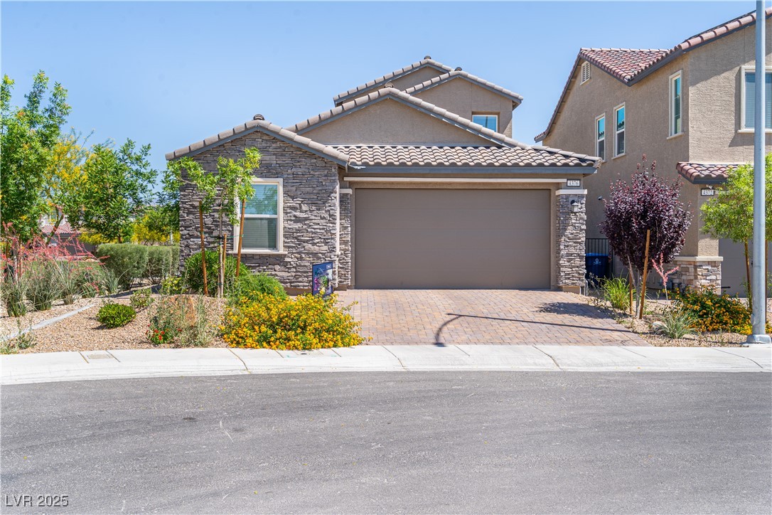 4376 Latitude Valley Court Property Photo 1