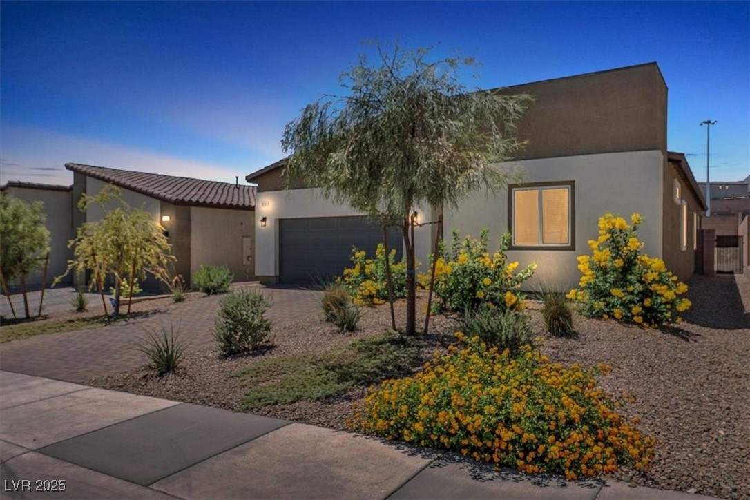 10269 Sequoia Falls Place Property Photo 2