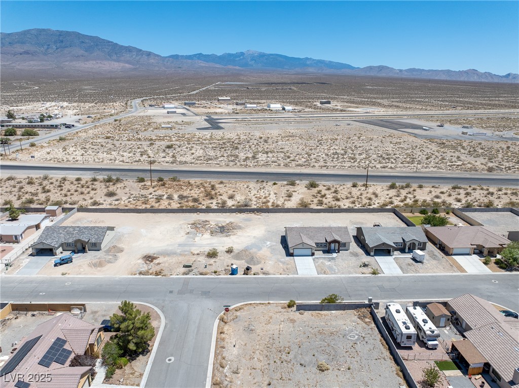 3901 North Mayfield Ranch Road Property Photo 4
