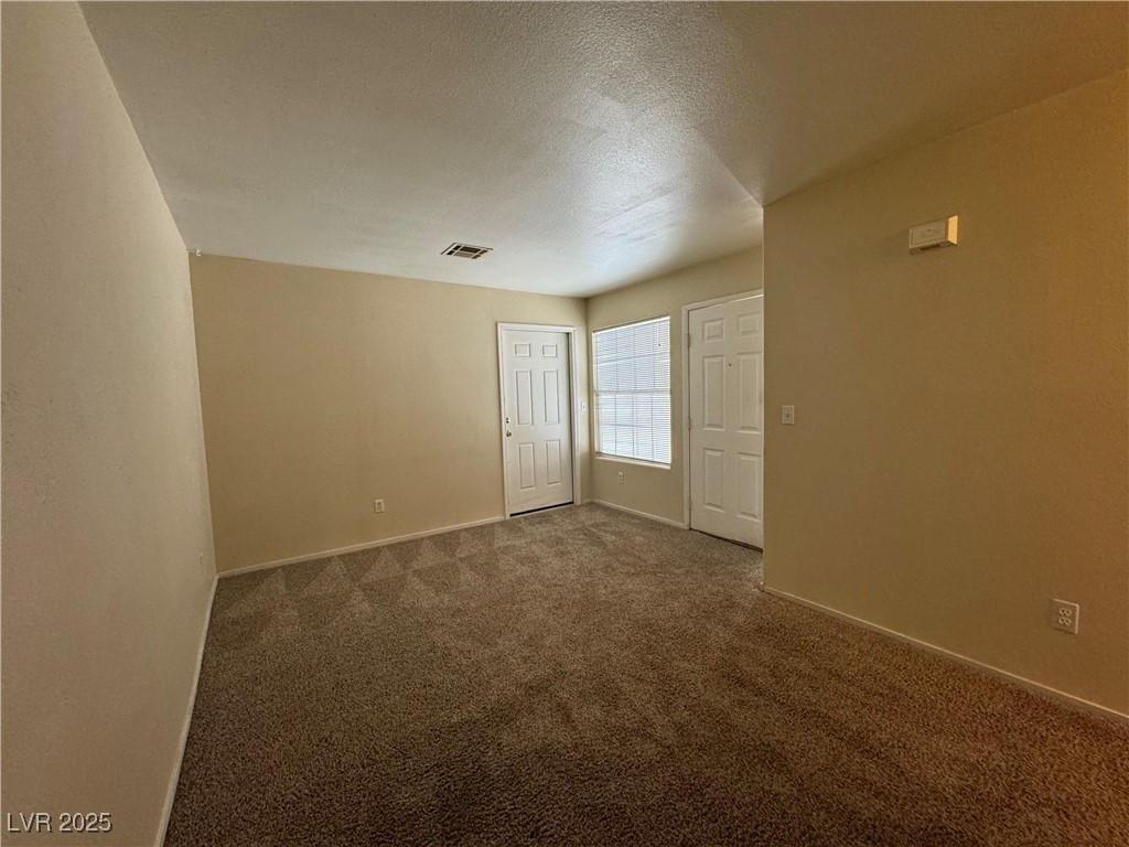 1800 East Ambush 5 Property Photo 3
