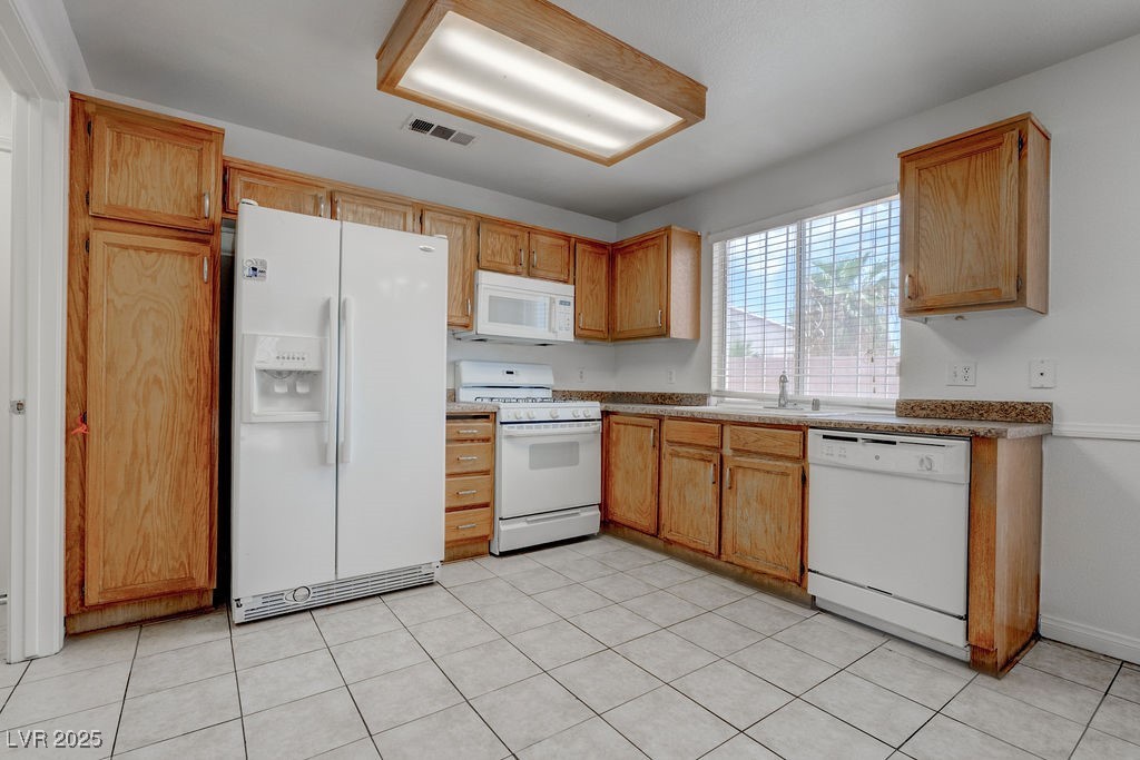 2187 Eclair Circle Property Photo 12