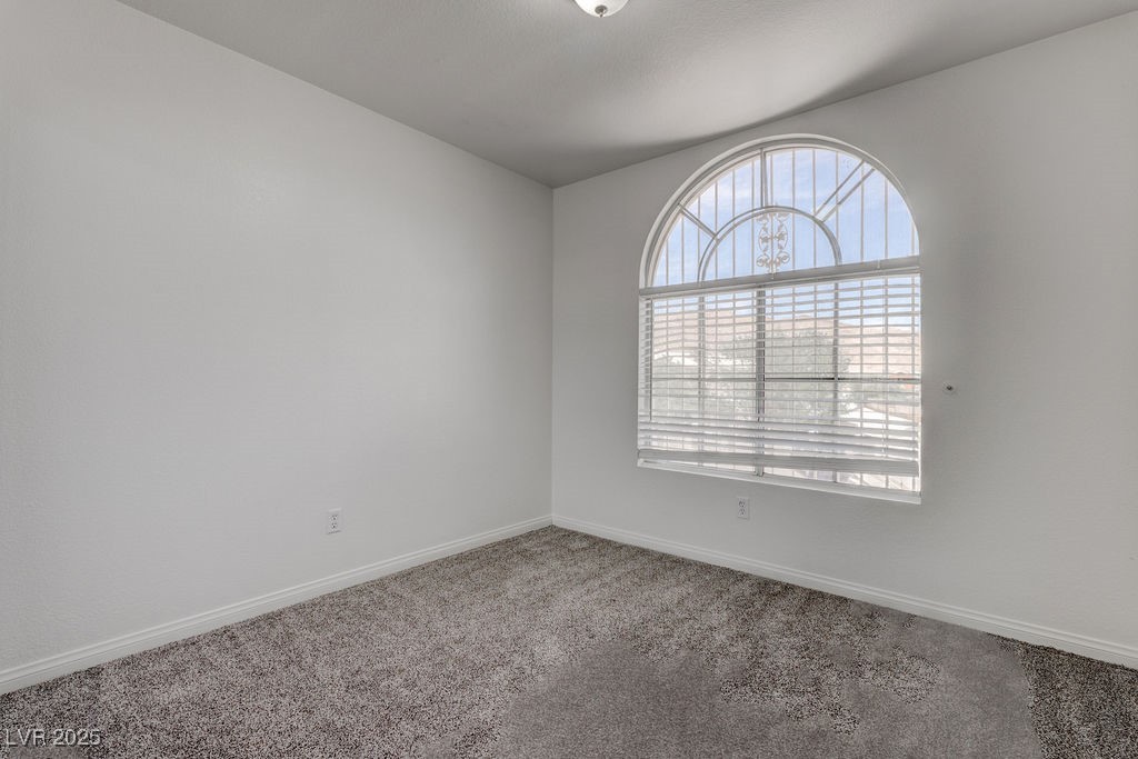 2187 Eclair Circle Property Photo 32