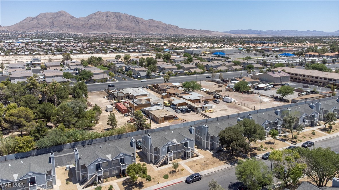 1914 Dwarf Star Drive Property Photo 8