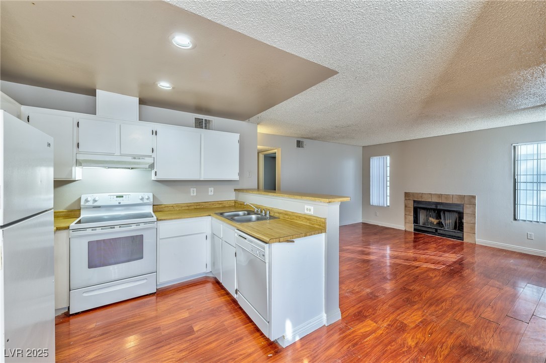 1914 Dwarf Star Drive Property Photo 16