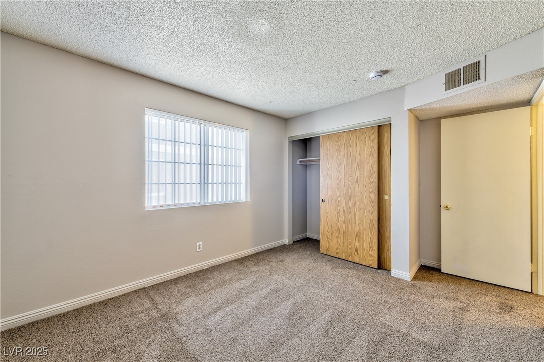 1914 Dwarf Star Drive Property Photo 21