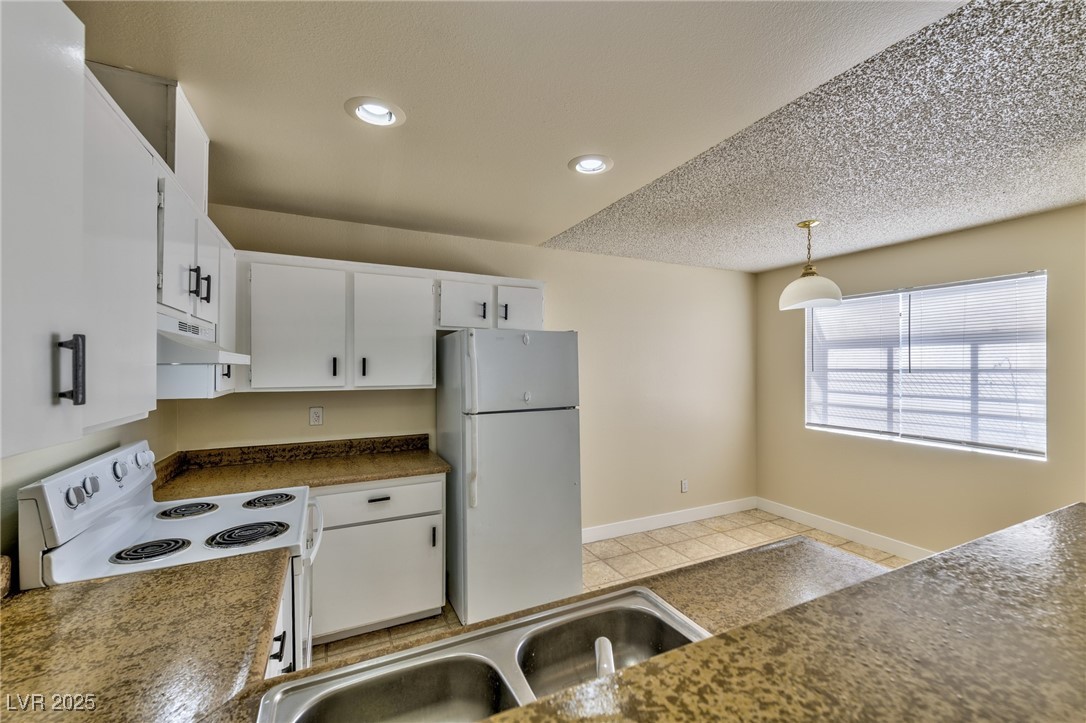 1914 Dwarf Star Drive Property Photo 48