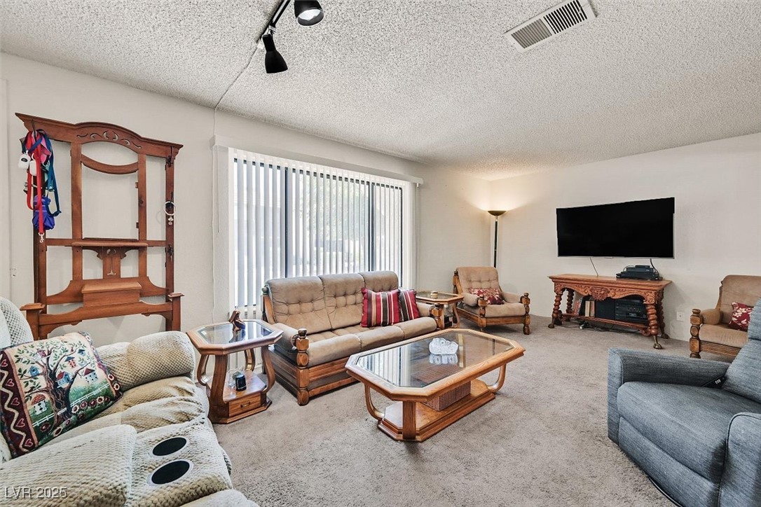 4526 Galway Court Property Photo 3