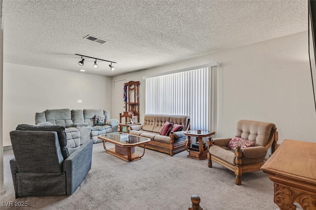 4526 Galway Court Property Photo 4