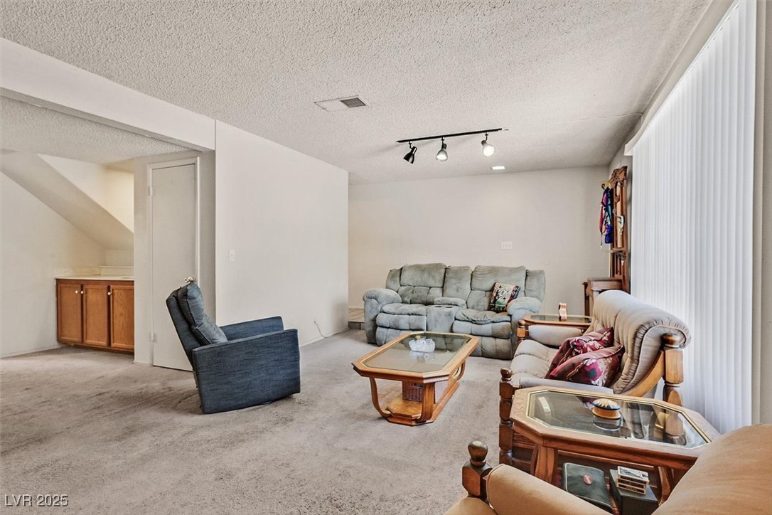 4526 Galway Court Property Photo 5