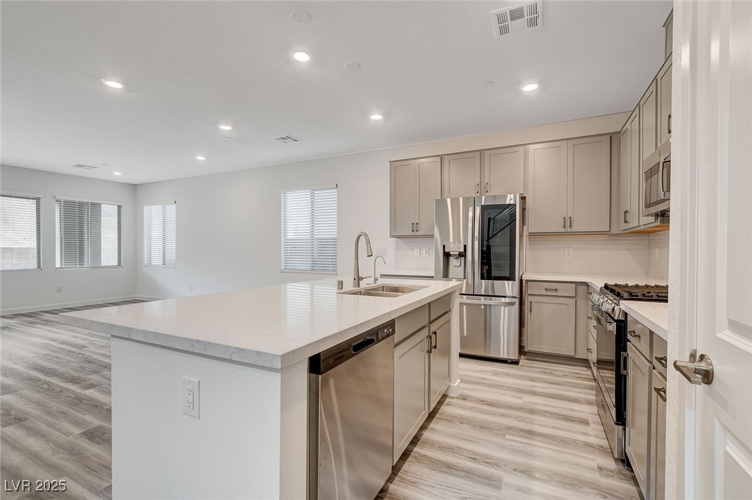 91 Medianoche Street Property Photo 16