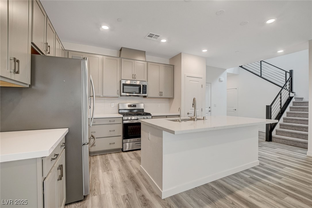 91 Medianoche Street Property Photo 19