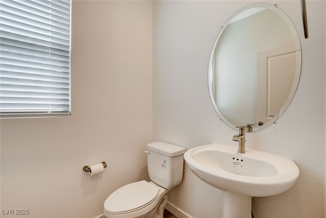 91 Medianoche Street Property Photo 24
