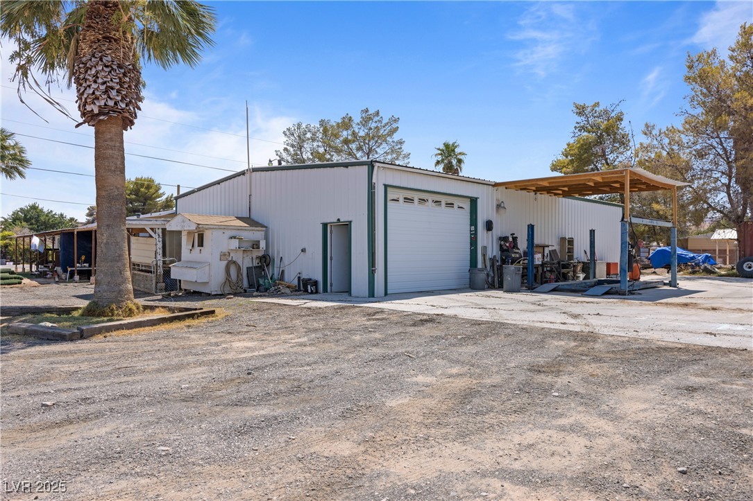 531 West Ingram Avenue Property Photo 1