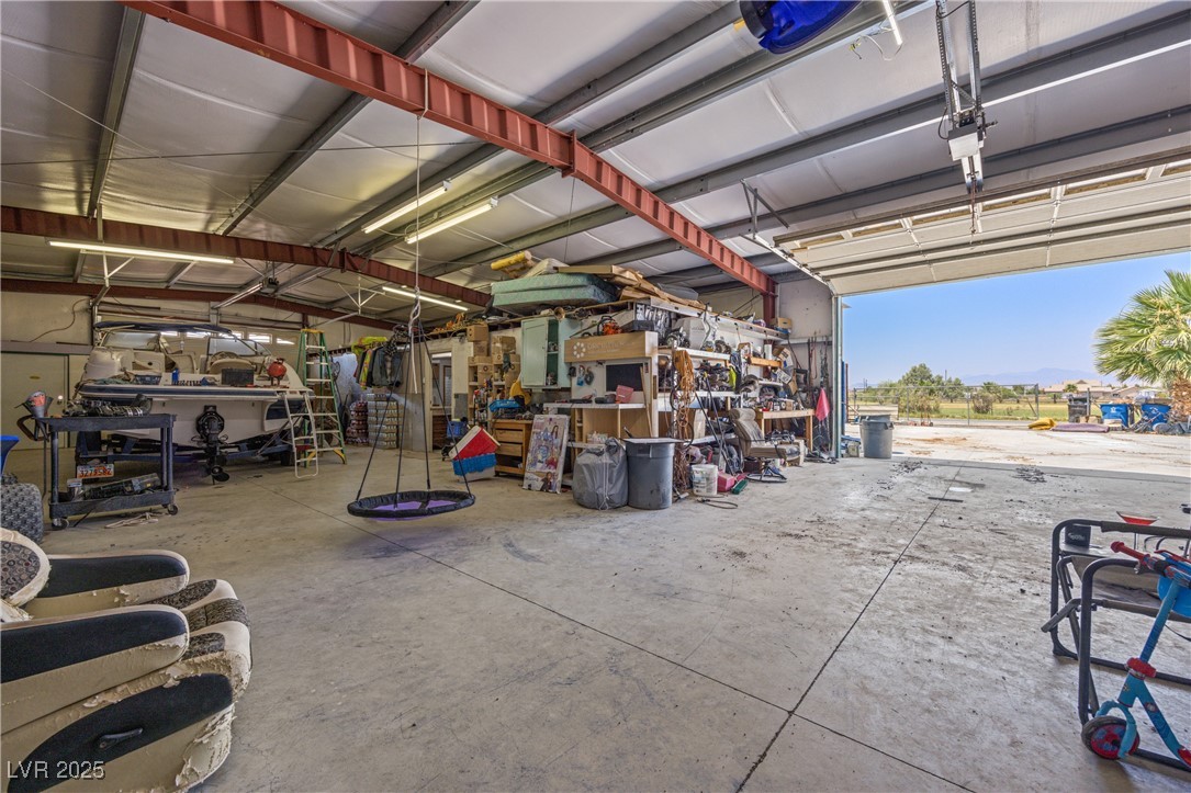 531 West Ingram Avenue Property Photo 13