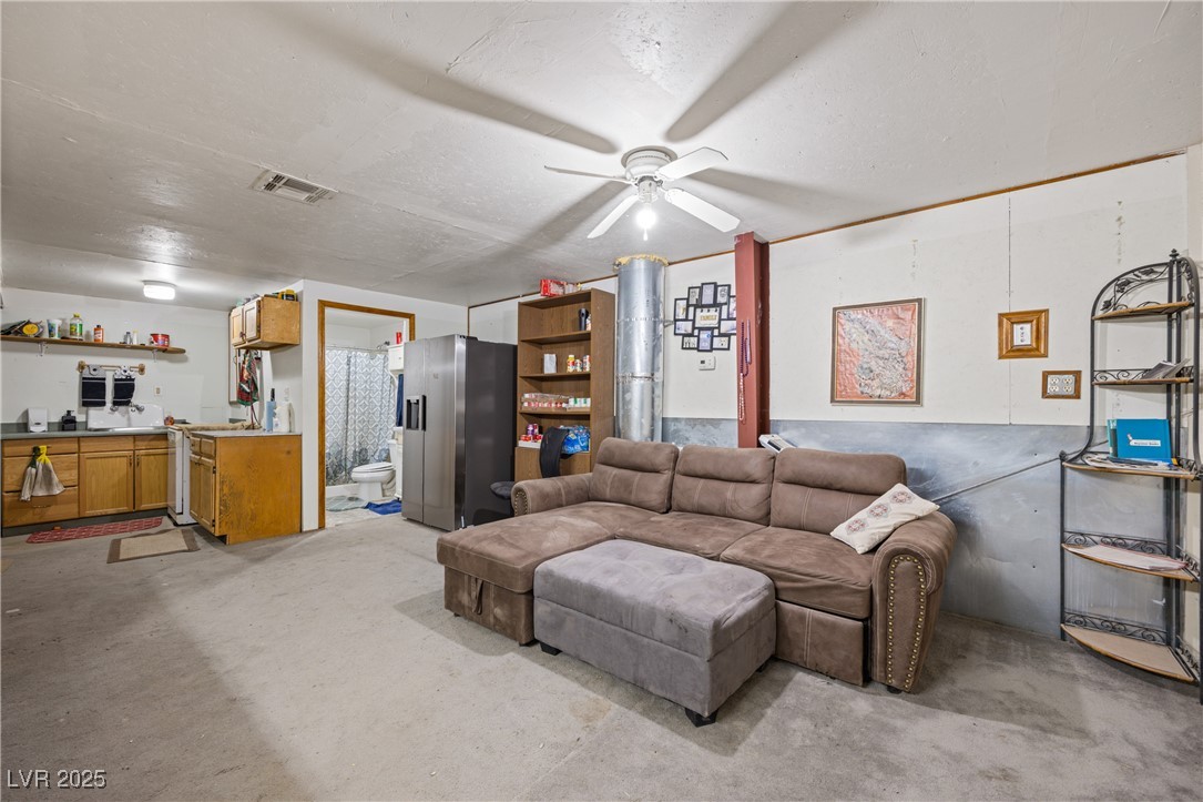 531 West Ingram Avenue Property Photo 15
