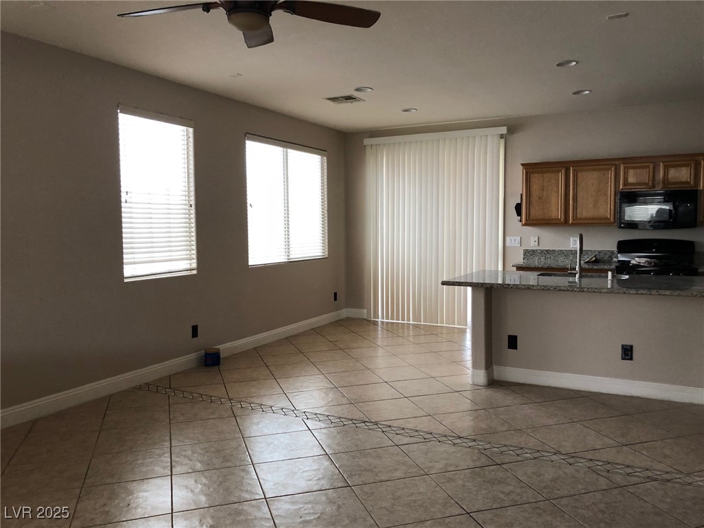 7606 Brambleberry Court Property Photo 10