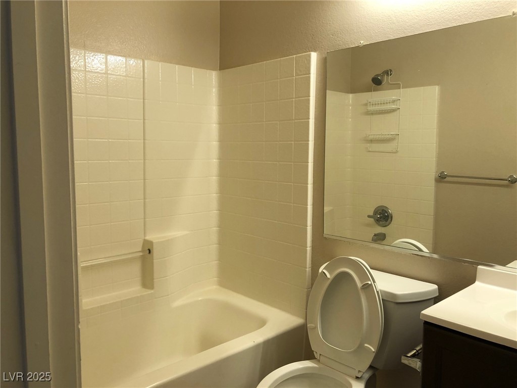 7606 Brambleberry Court Property Photo 28
