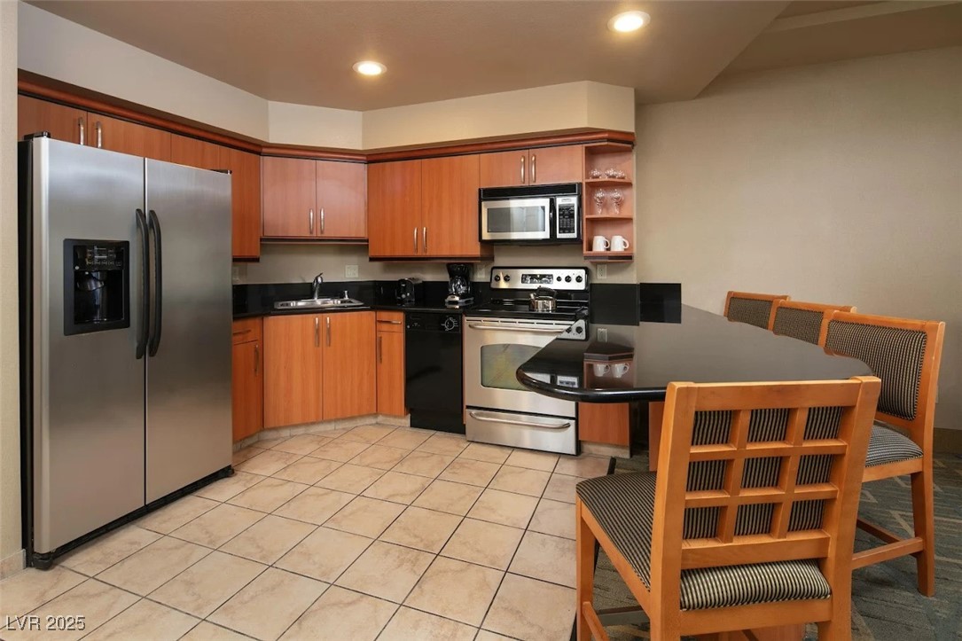 211 East Flamingo Road 1606 Property Photo 3