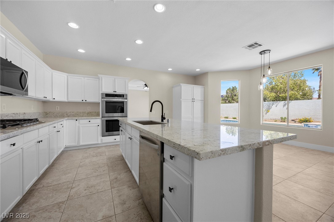 2647 Hourglass Drive Property Photo 11