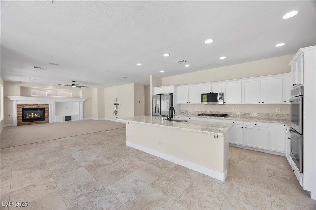 2647 Hourglass Drive Property Photo 13