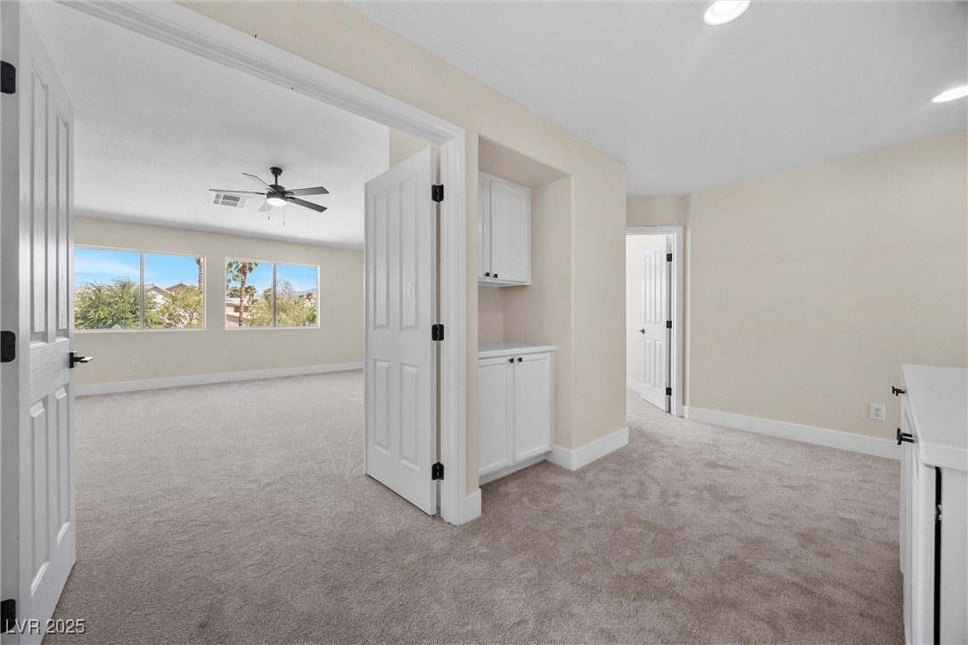 2647 Hourglass Drive Property Photo 28