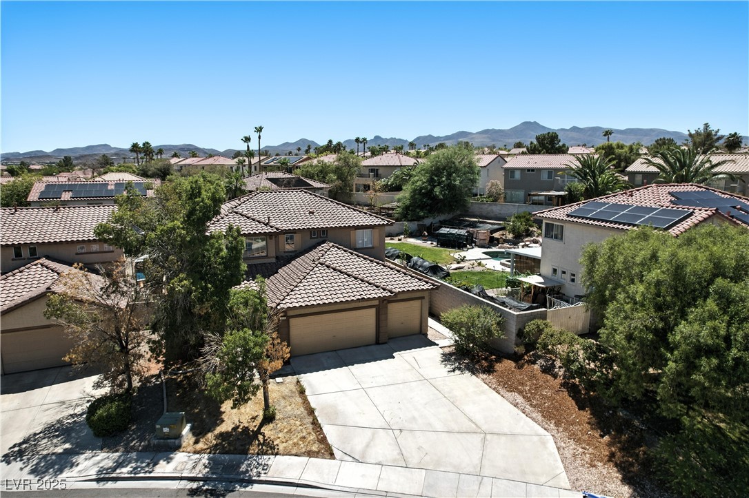 3034 Scenic Valley Way Property Photo 2