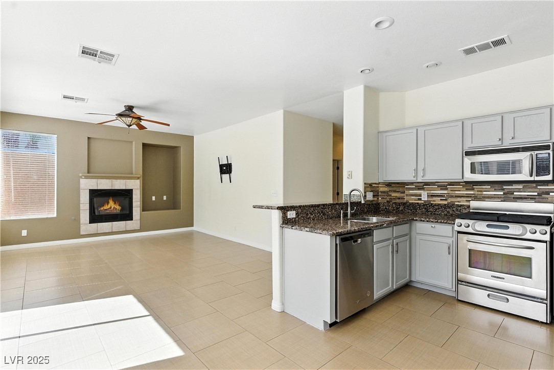 3034 Scenic Valley Way Property Photo 8