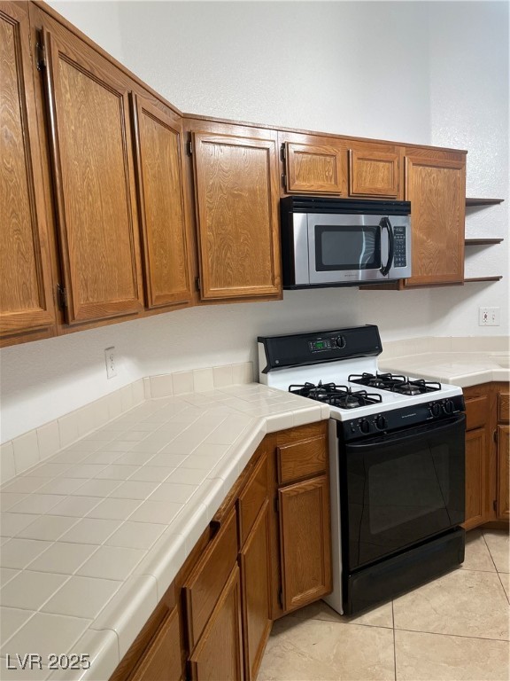 2524 Kirkmichael Lane Property Photo 6