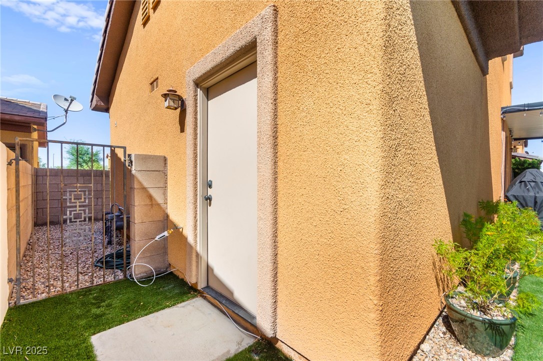 9033 Fusion Drive Property Photo 64