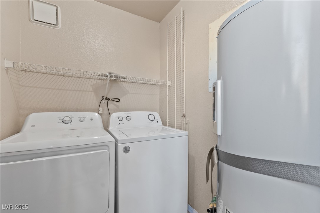9325 West Desert Inn Road 190 Property Photo 17