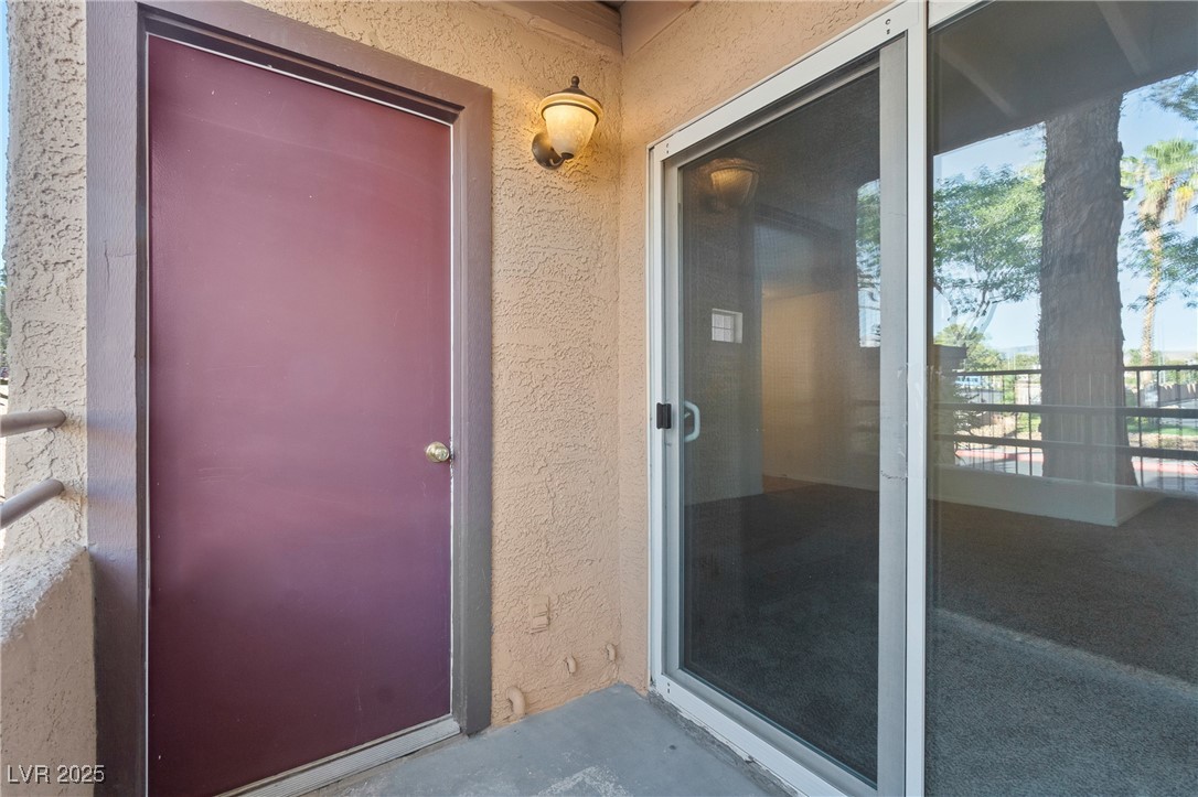 9325 West Desert Inn Road 190 Property Photo 19