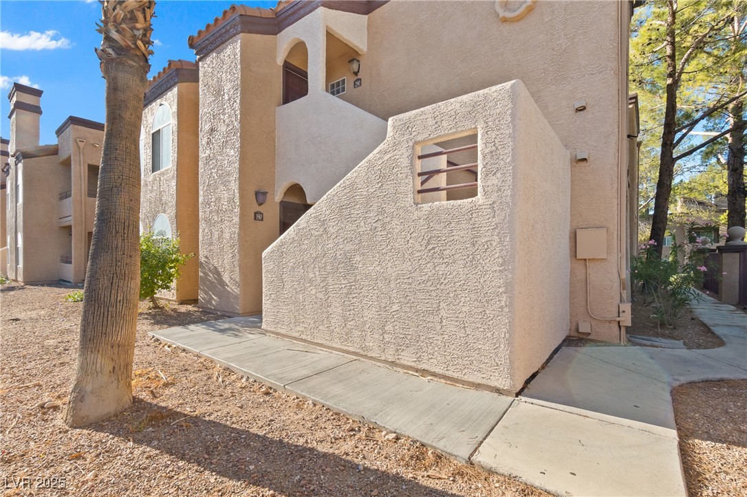 9325 West Desert Inn Road 190 Property Photo 20