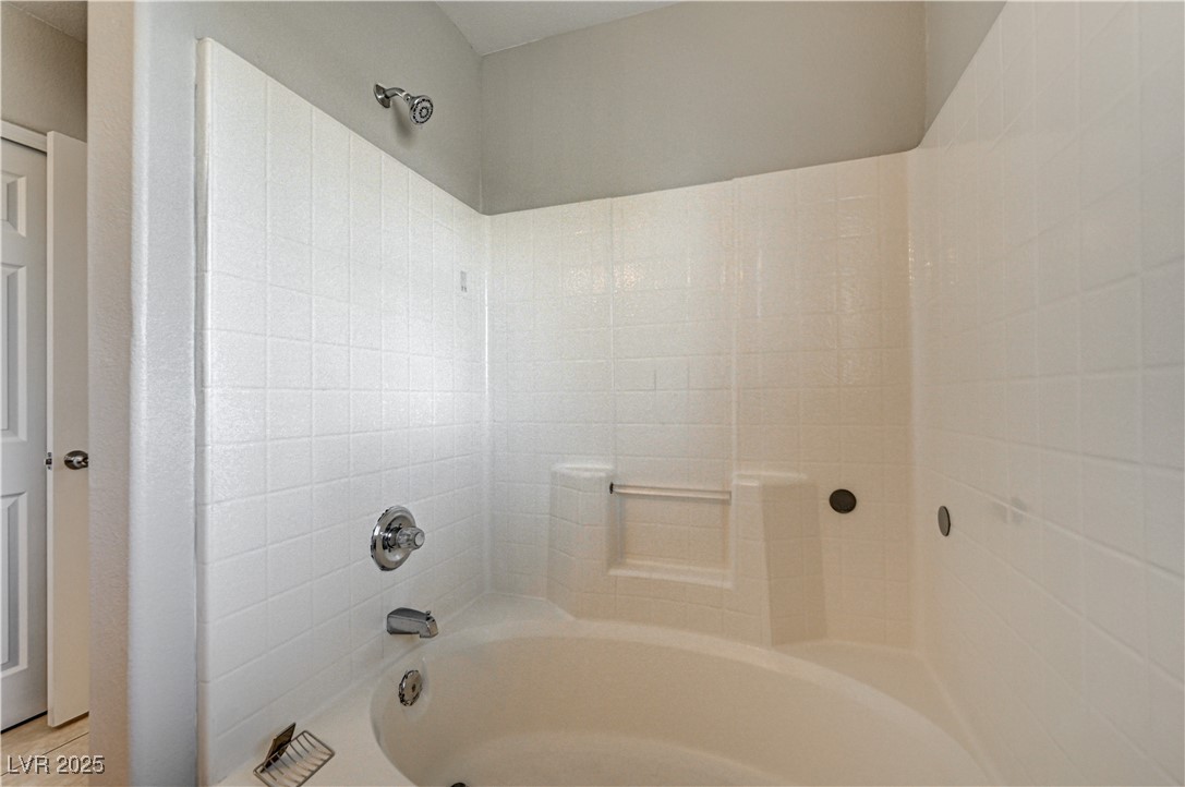 6483 Brook Cottage Lane Property Photo 20