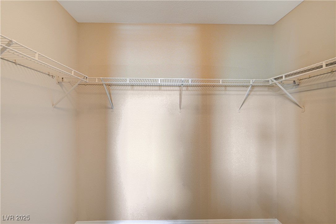 6483 Brook Cottage Lane Property Photo 21
