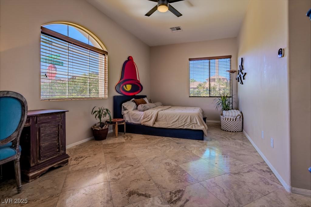 64 Twilight Rose Street Property Photo 11