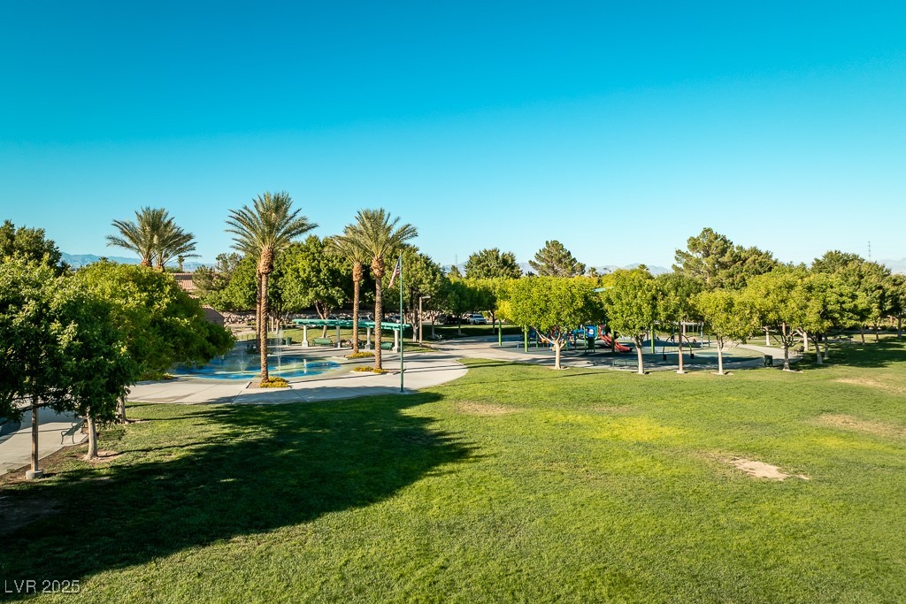 64 Twilight Rose Street Property Photo 44