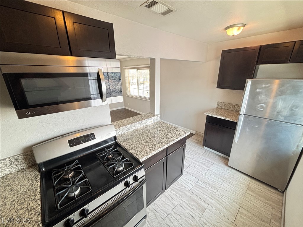 420 South Maryland Parkway 4 Property Photo 8