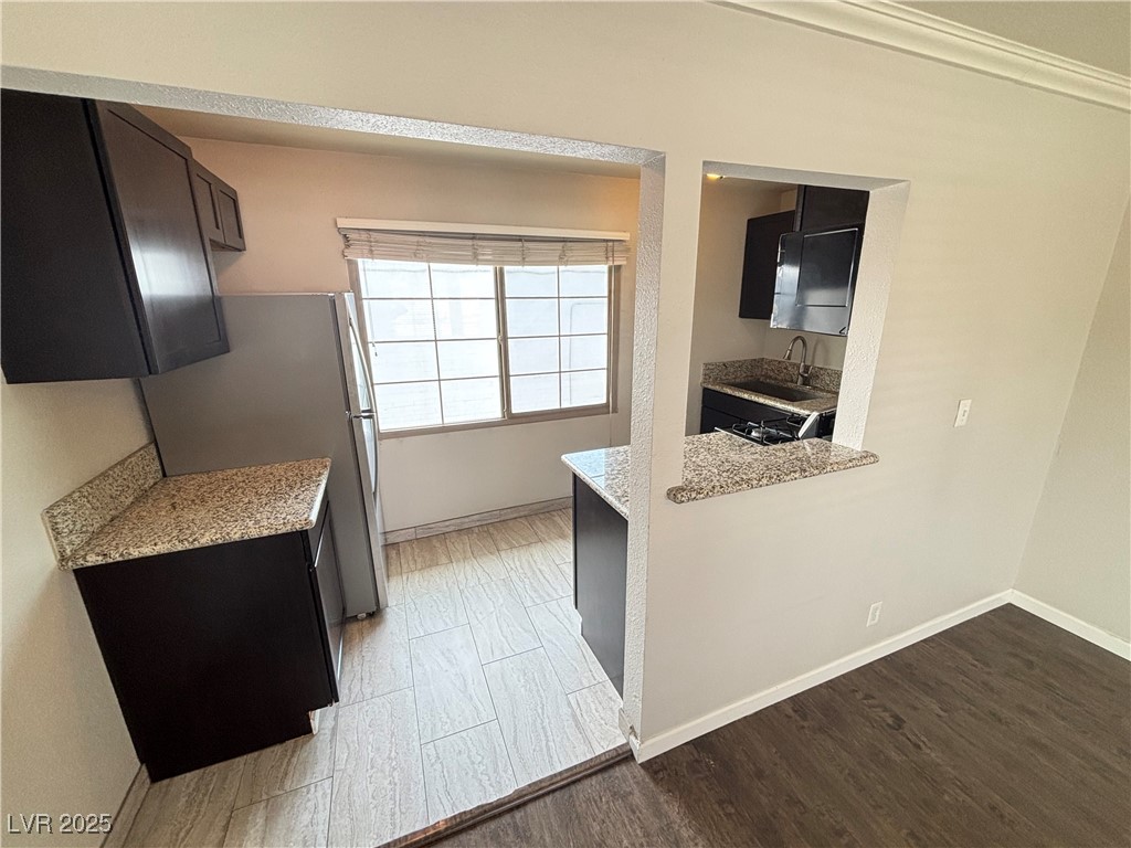 420 South Maryland Parkway 4 Property Photo 10