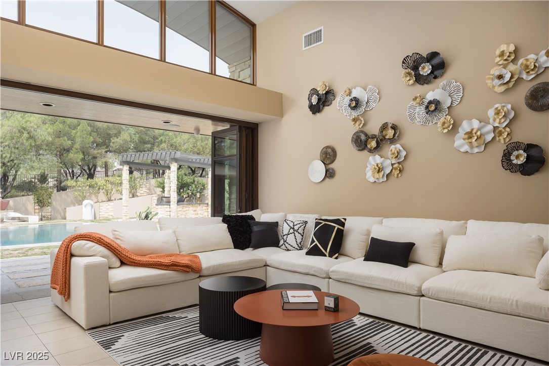 55 Skybird Court Property Photo 17